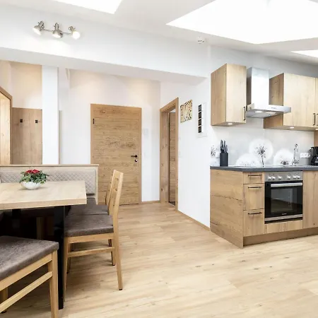 Appartement Central Top 6 *